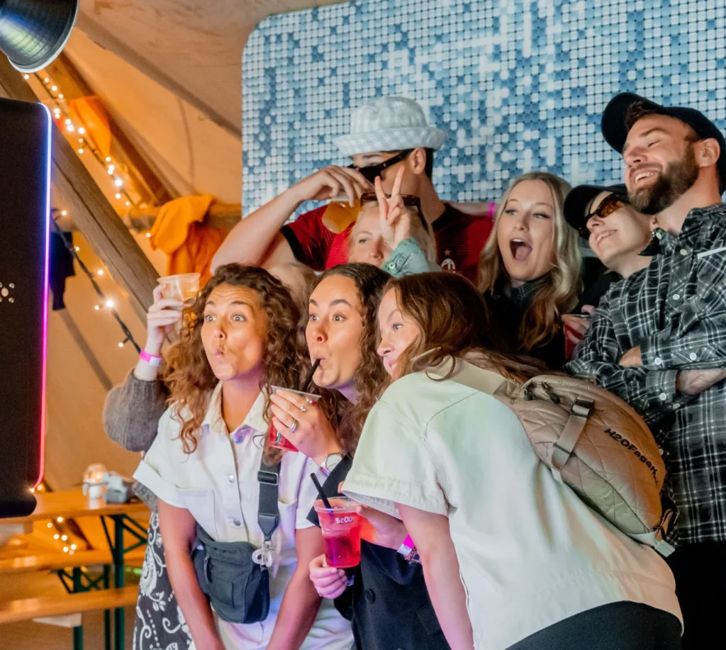 Professional photobooth for Sofacompany company party in tipi tent