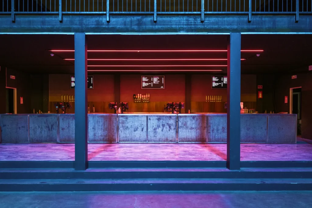 Indendørs barområde Poolen venue og eventspace