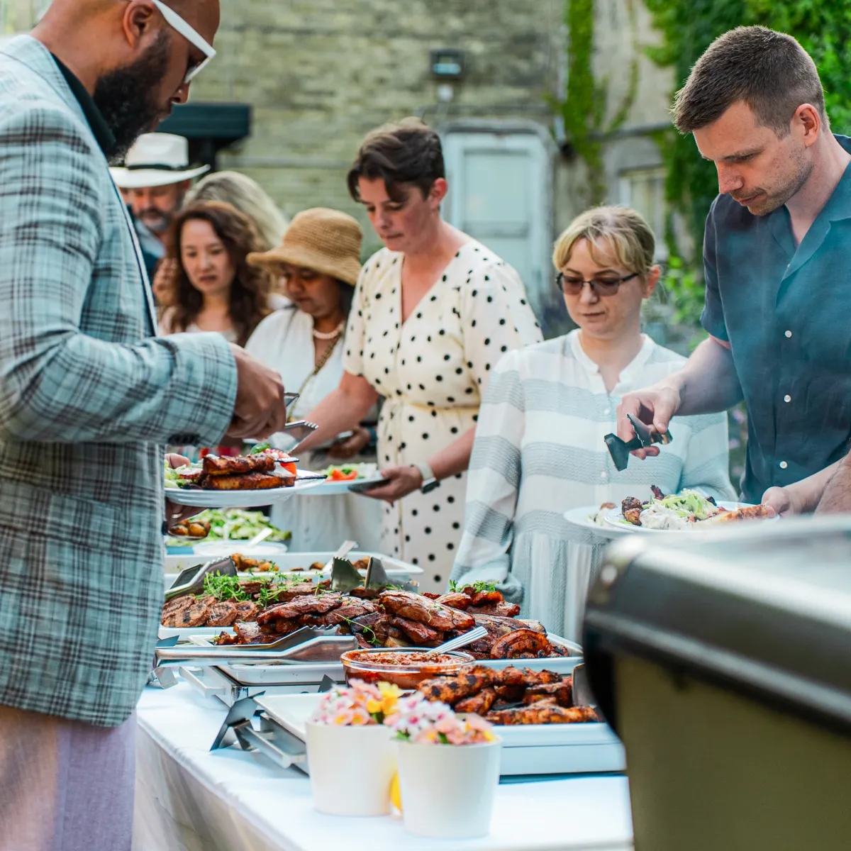 Frisklavet grillbuffet til firma sommerfest på Nørrebro