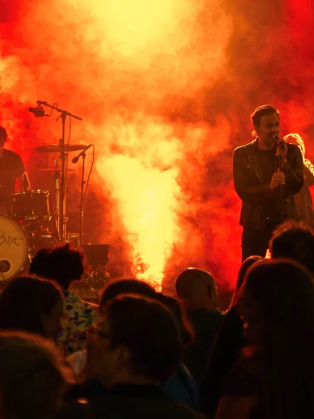 Live performance by Johnny Deluxe at a large company party at Messe C in Fredericia