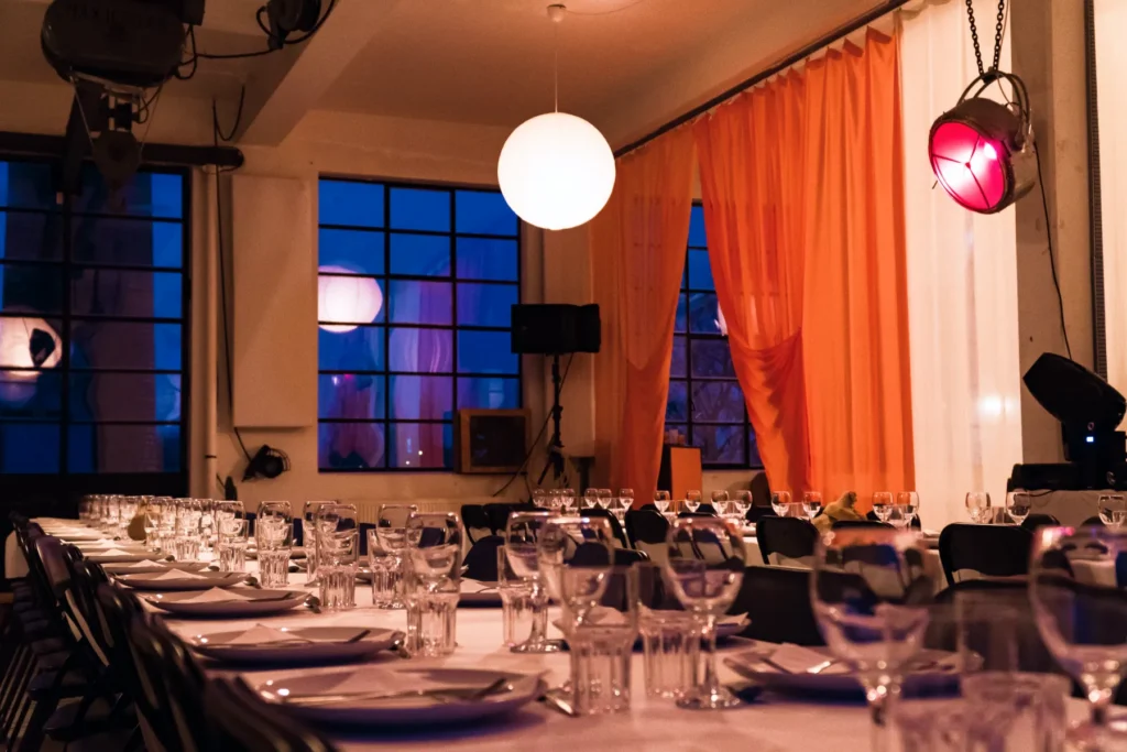 Hyggelig opdækning firmafest på Amager