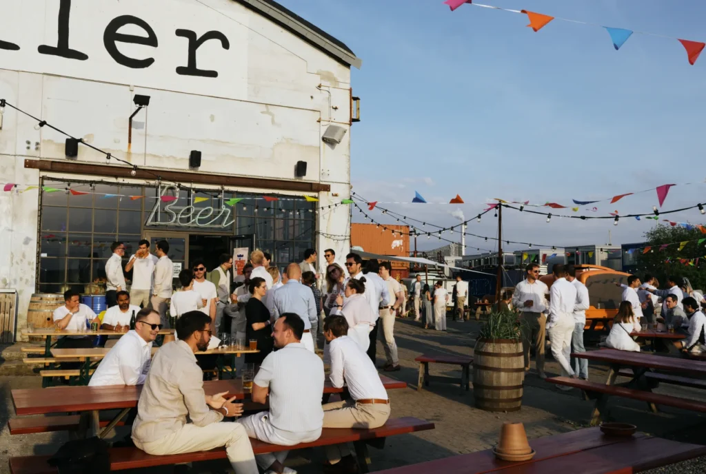 Sommerfest på Mikkeller Baghaven på Refshaleøen