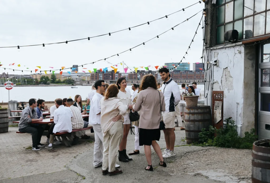sommerfest_københavn_baghaven_refshaleøen_7 Sommerfest med udsigt over København fra Refshaleøen