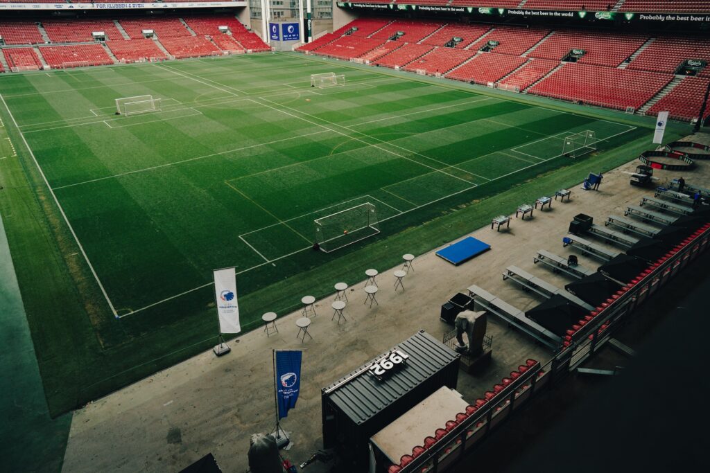 Side Pitch ved banen i Parken